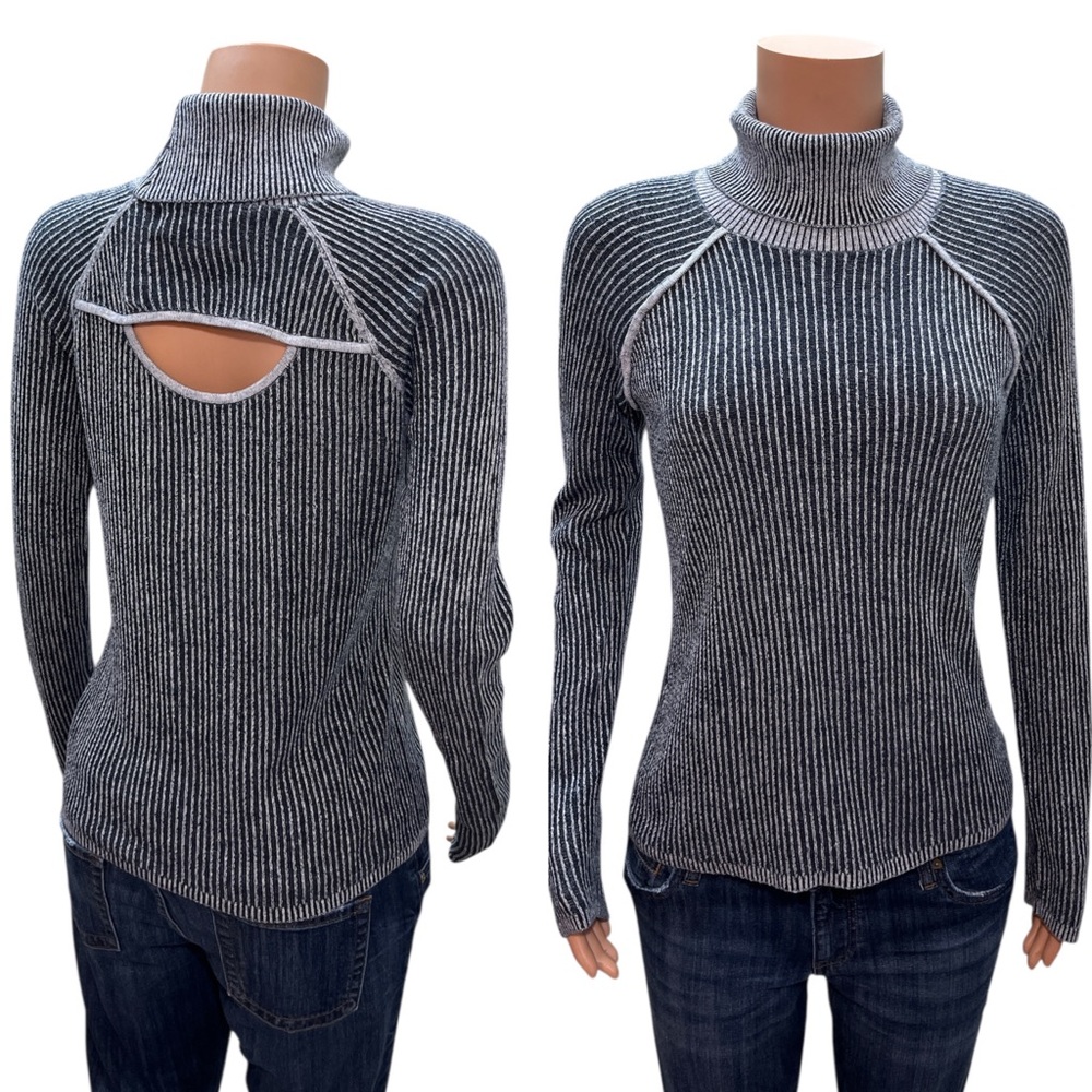 ABERCROMBIE & FITCH RIBBED VISCOSE BLEND TURTLENECK, SIZE S